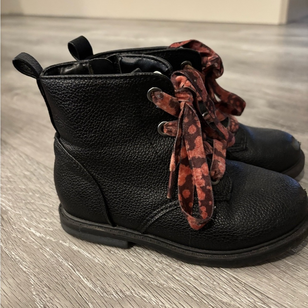 Girls Cat and Jack Combat Boots